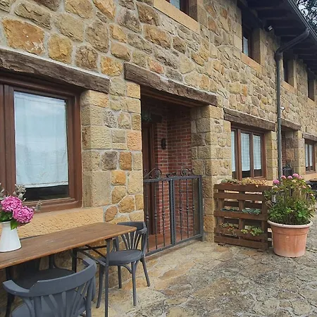 Maison d'hôtes Fuente De Gueelo à San Bartolomé de Meruelo Extérieur photo